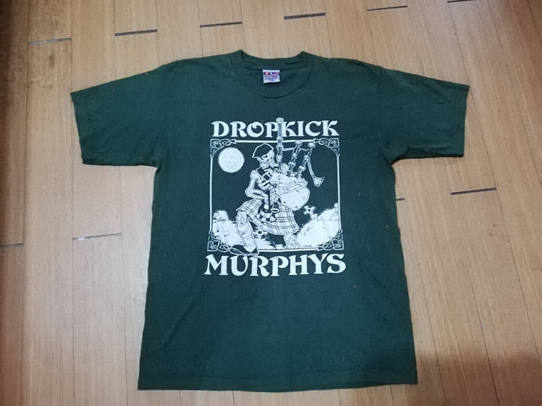 Dropkick Murphys- Vintage Skeleton Piper Apparel T-Shirt - Green 