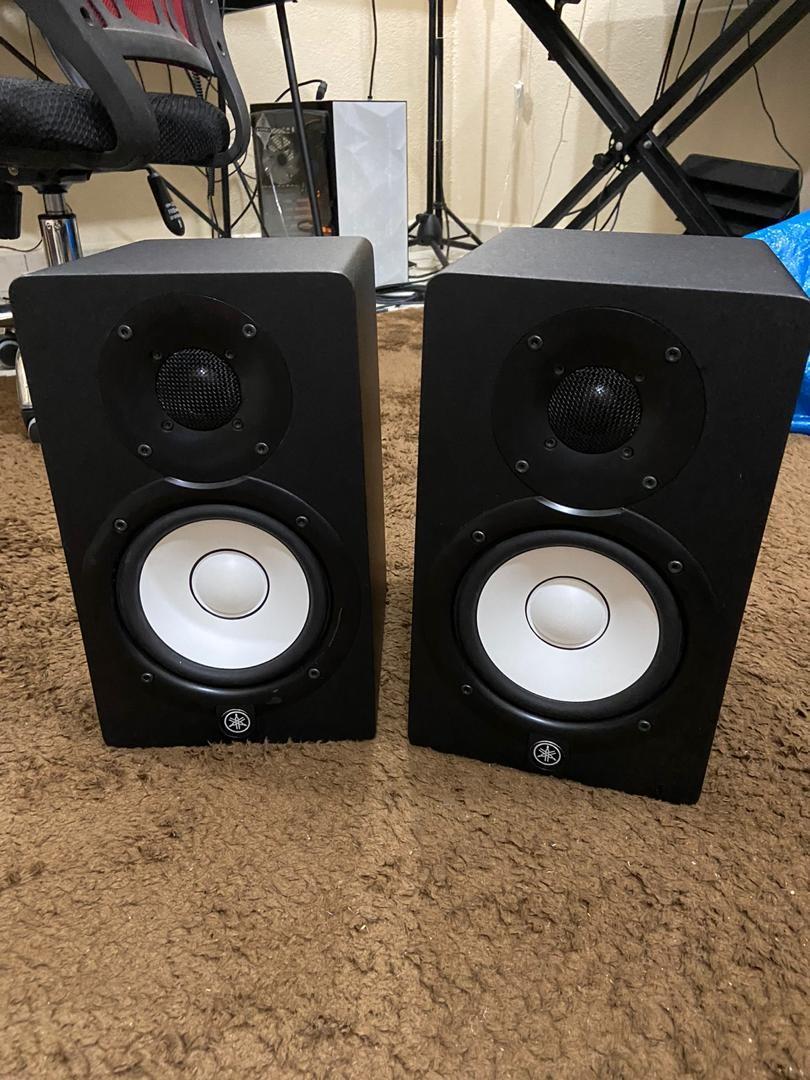 Yamaha s5 speaker clearance