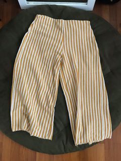 (Kategori: ) berada di . Dikirim oleh preloved.essentials (ID iklan 1027085658, Gambar 1). Deskripsi: .
