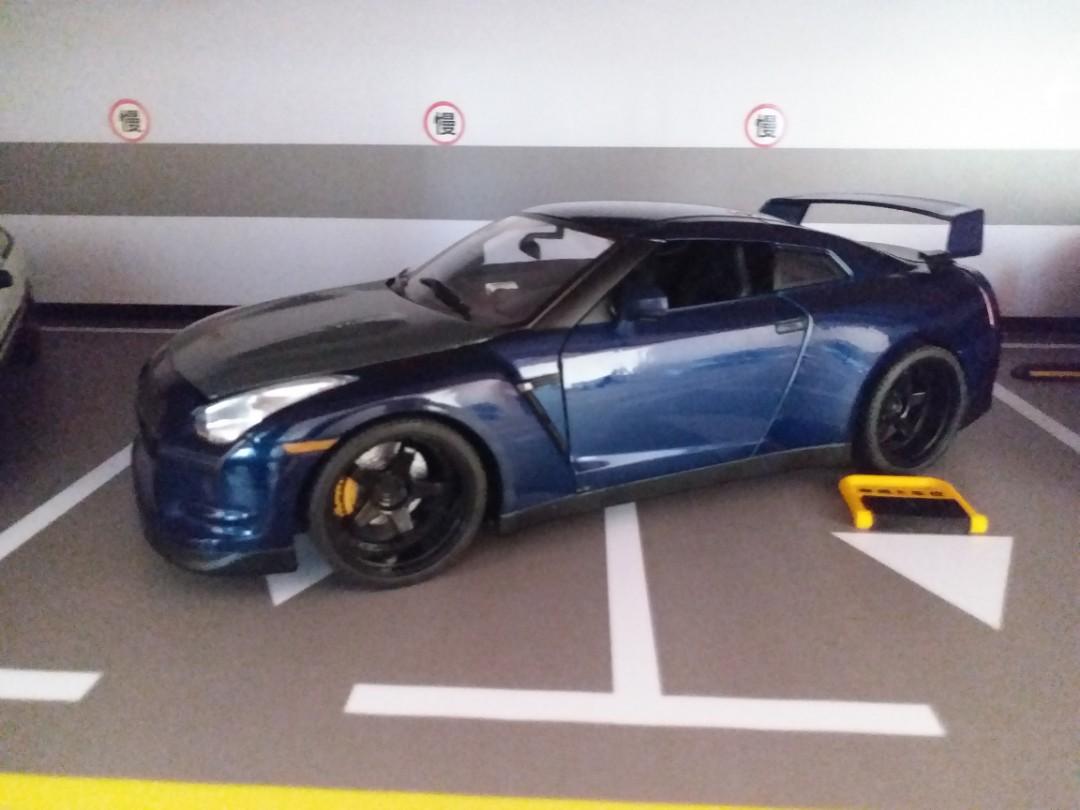 1 18 Nissan Gtr R35 Fast And Furious 7 Brian S Version 興趣及遊戲 玩具 遊戲類 Carousell