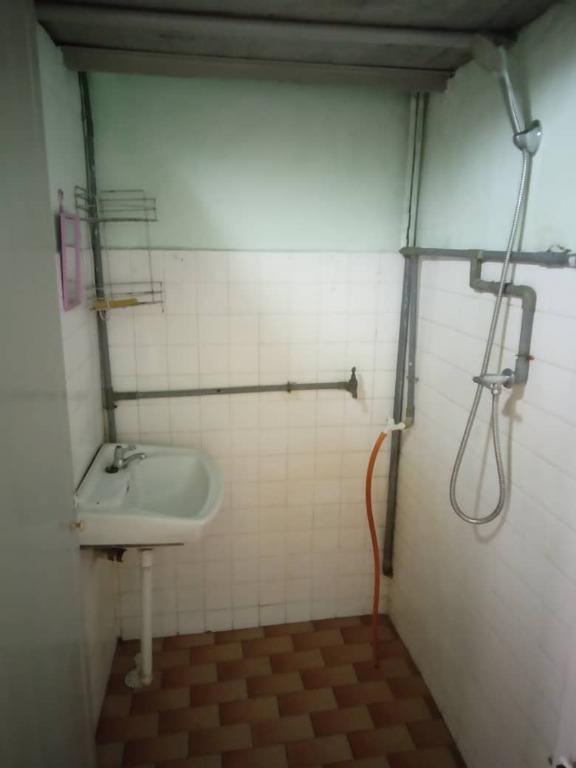 403 Block A seri lempah flat off lorong jugra Jln klang lama 58100