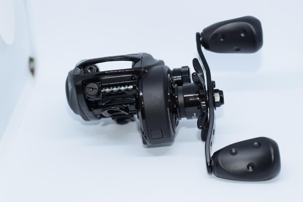 abu garcia revo x low profile baitcasting fishing reel