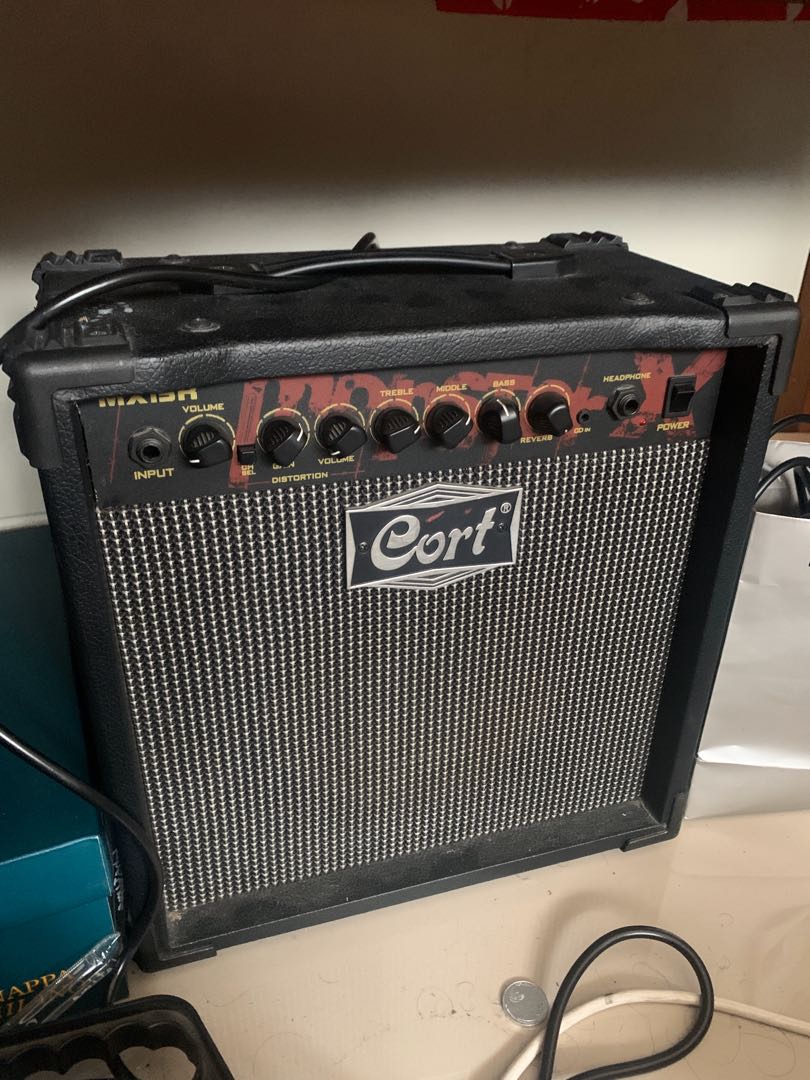 Ampli Cort MX15R mulus normal, Musik & Media, Aksesoris di Carousell