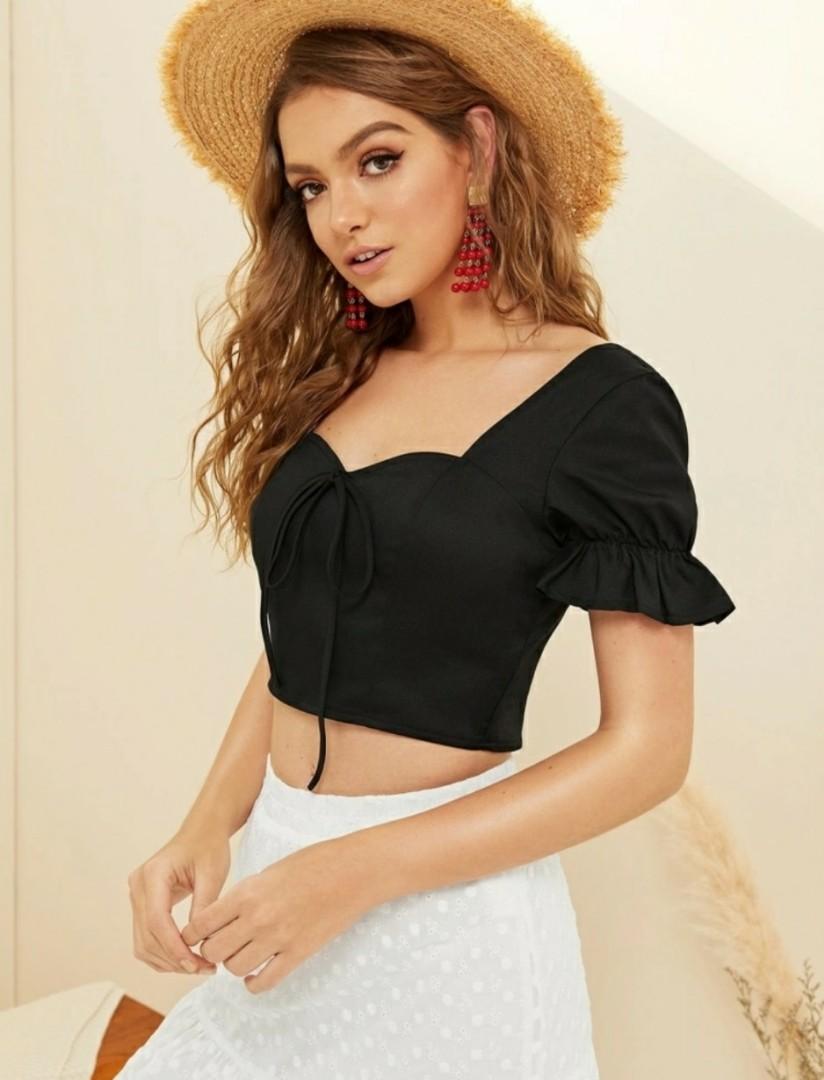 front tie sweetheart smocked crop top