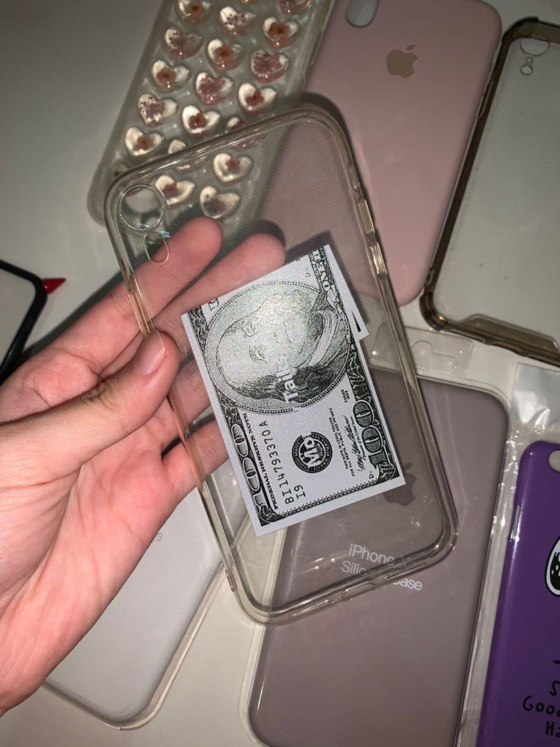Casing (Category: Cases & Covers) located in Klang. Submitted by joeylimmx (Listing ID 1032461599, Image 3). Description: dm for price of each some is iphone xr some is 6s some is new some is used.
