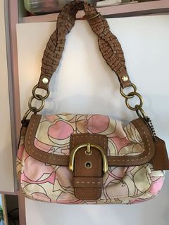 （分類：）位於 。 由 costaneo 提交（商品編號 1032452109，圖片 1）。簡介： 。