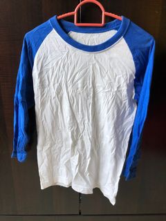 (Category: ) located in . Submitted by emperors_preloved_clothes (Listing ID 1032400466, Image 1). Description: .