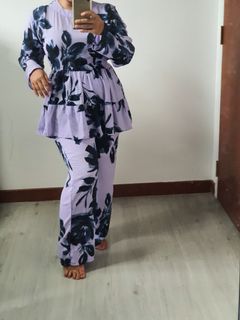 (Category: ) located in . Submitted by fixmefashion (Listing ID 1032414566, Image 1). Description: .