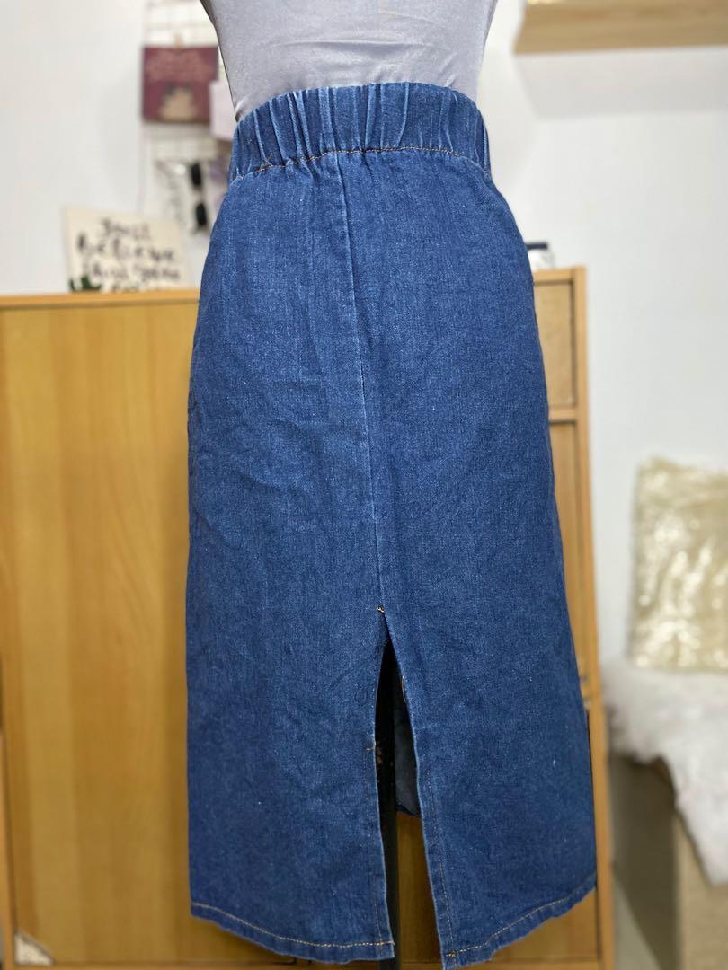 Denim skirt (Category: Skirts) located in San Jose del Monte. Submitted by _ecjc (Listing ID 1032459915, Image 2). Description: .