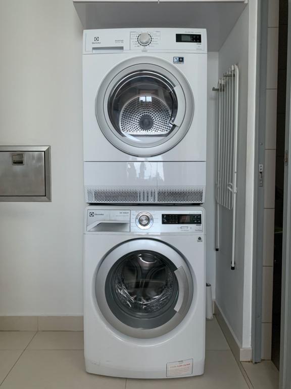 Electrolux Washer and Dryer Set with Stacking Rack with 3 mo warranty