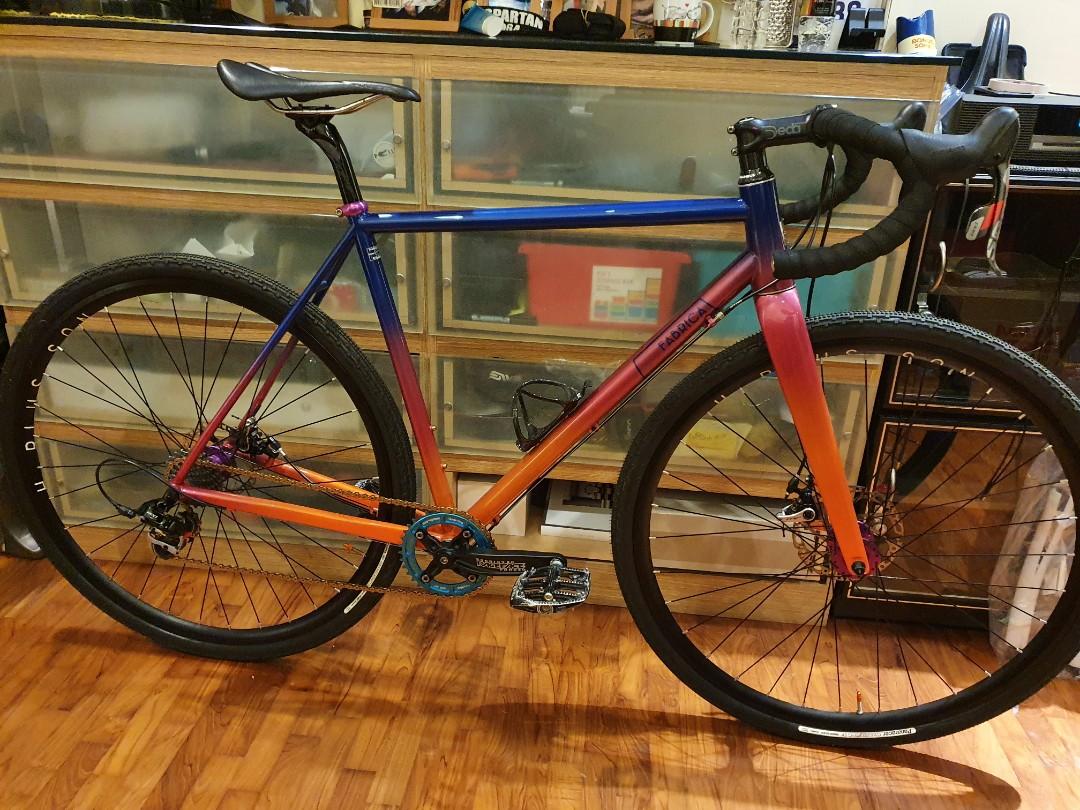 Fabrica Gravel Bike Bicycles Pmds Bicycles Road Bikes On Carousell