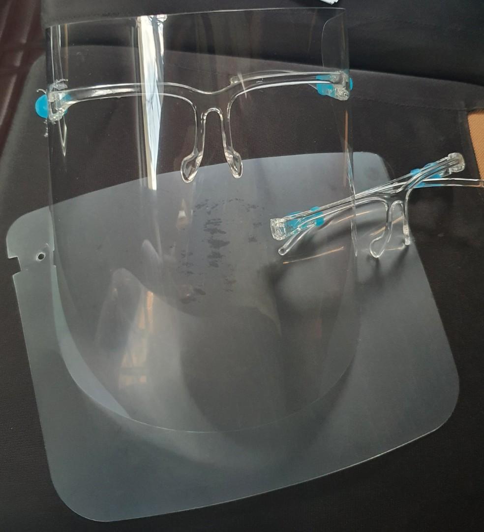Face shield (Category: Face Masks & Face Shields) located in Malabon City. Submitted by multiwayfab (Listing ID 1032368551, Image 1). Description: 19@ per 100pcs 18@ per 500 16@ per 1k.