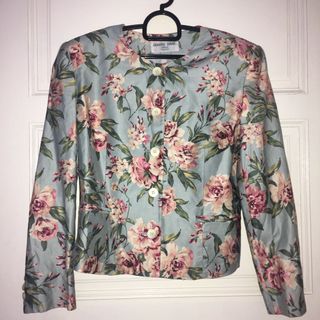 (Category: ) located in . Submitted by helaianpreloved (Listing ID 1032395078, Image 1). Description: .