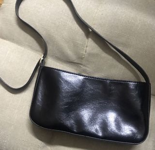 (Category: ) located in . Submitted by queenn_ (Listing ID 1032341551, Image 1). Description: .