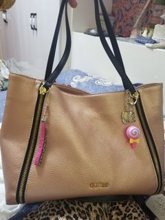（分類：）位於 。 由 pti786 提交（商品編號 1032516375，圖片 1）。簡介： 。