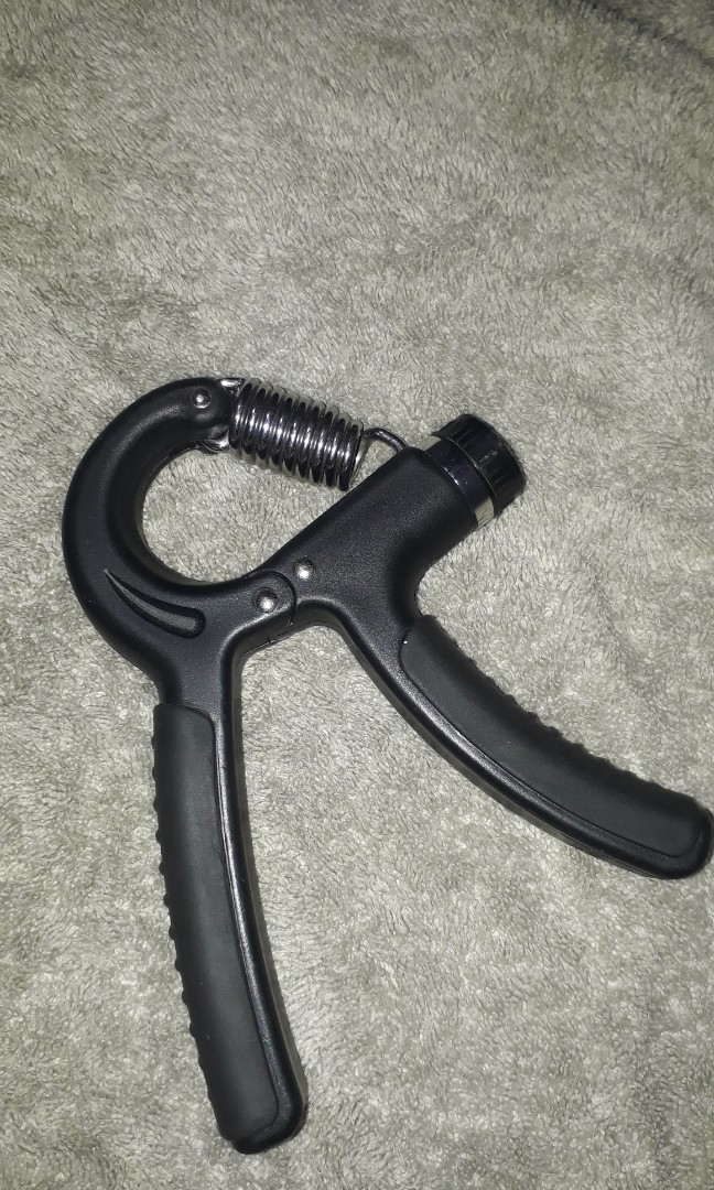 Hand gripper workout equipment, Sports Equipment, Exercise & Fitness