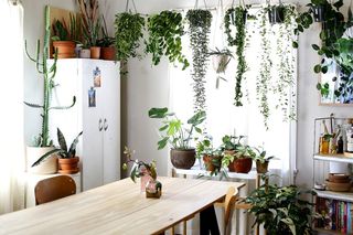 (Category: ) located in . Submitted by hudapersonalshopper (Listing ID 1032359663, Image 1). Description: .
