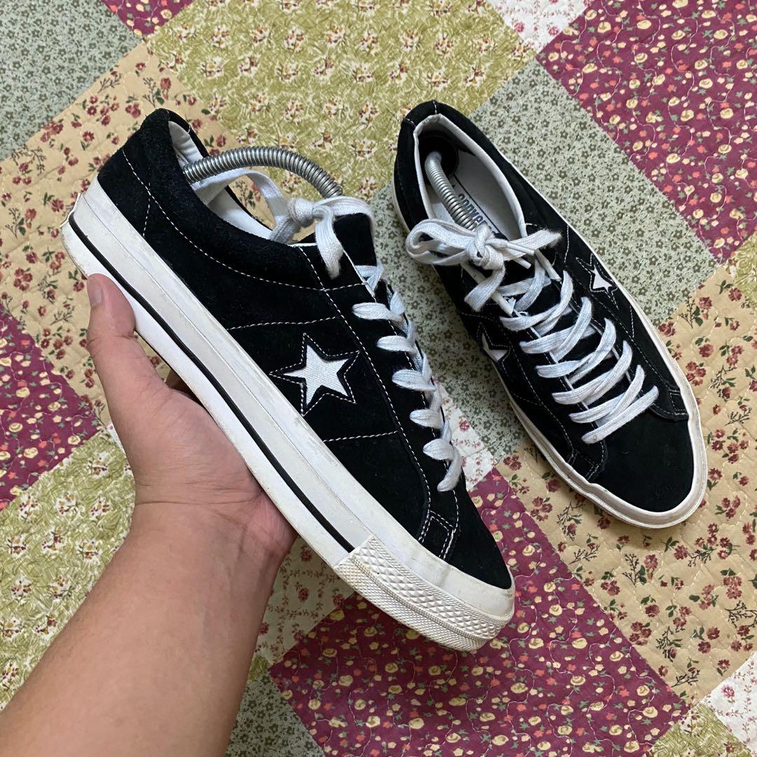 Kasut Converse One Star