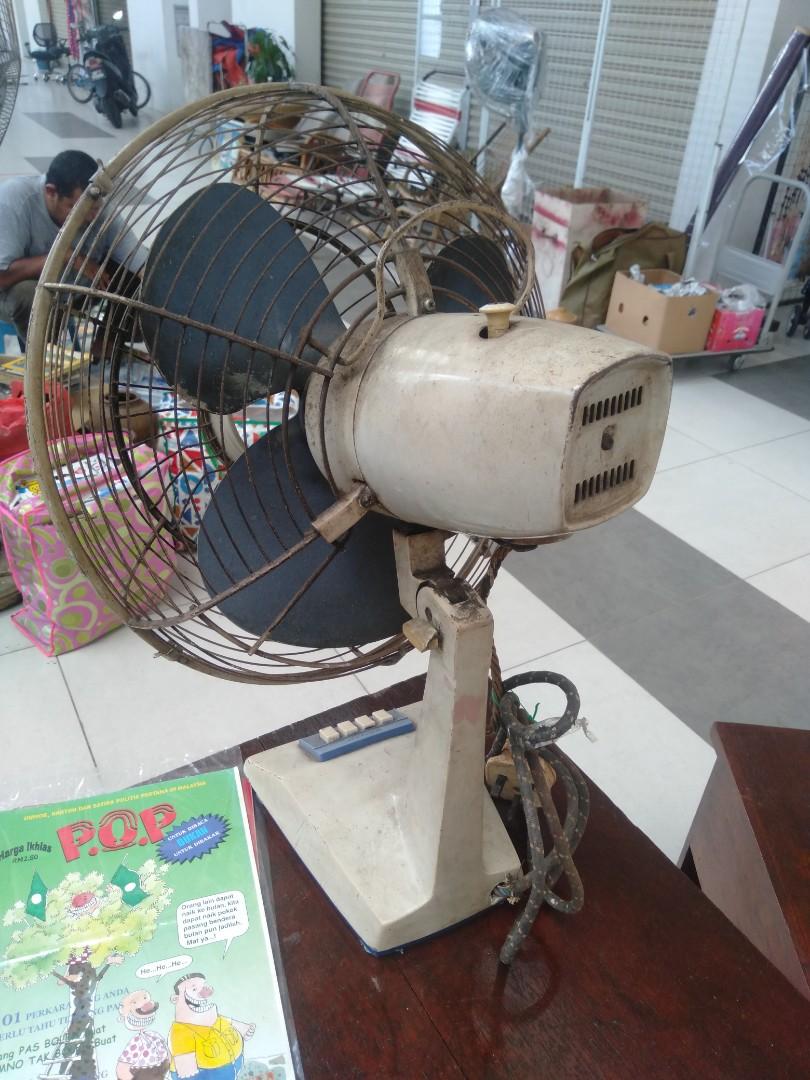 Kipas meja sanyo bilah besi..fungsi, Antiques, Vintage 