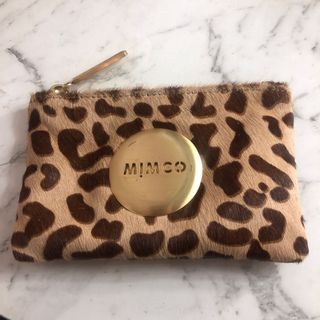 (Category: ) located in . Submitted by luxecloset1 (Listing ID 1032336007, Image 1). Description: .