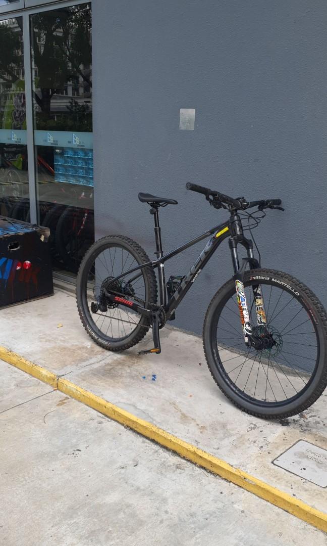 trek roscoe 7 mountain bike 2020