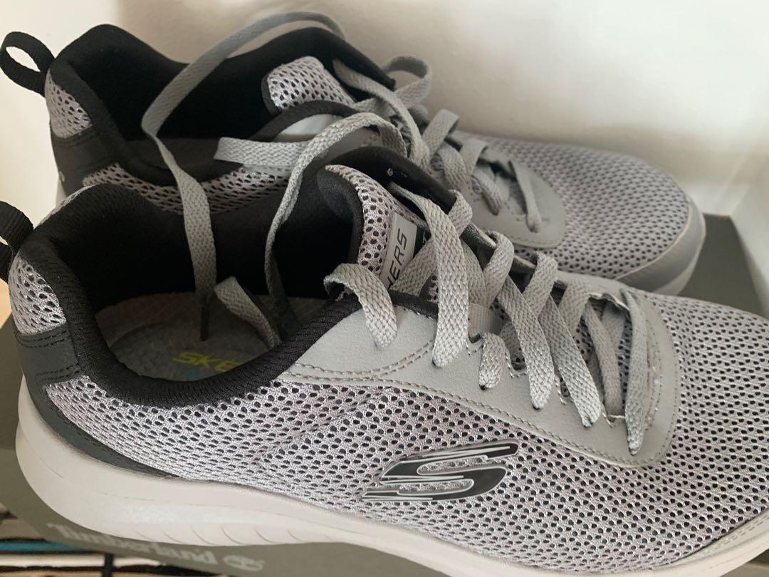 New shoes with memory foam worn once and is tight so selling at very Low price