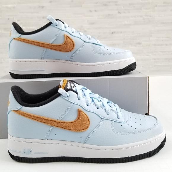 NIKE AIR FORCE 1 FELT GS Celestine Blue Gold Suede Noir Fesyen Pria Sepatu Sneakers di Carousell