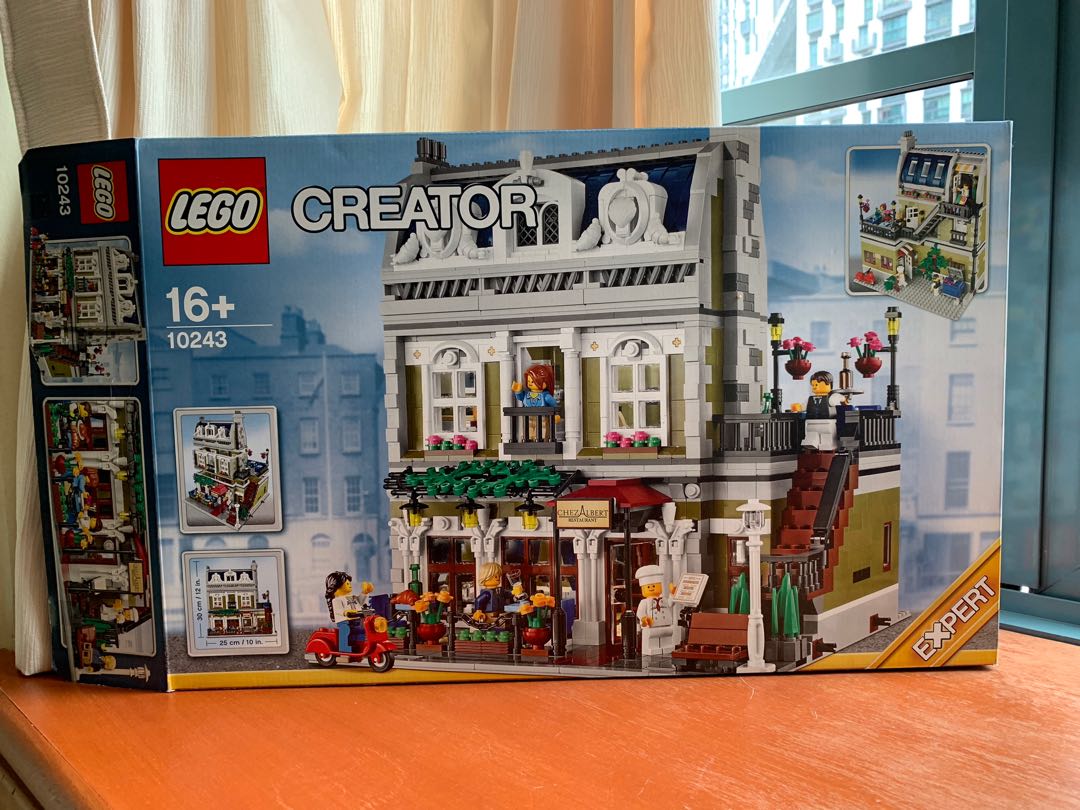 lego architecture missing pieces