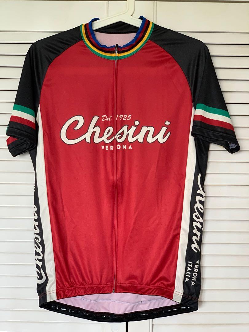 retro cycling apparel