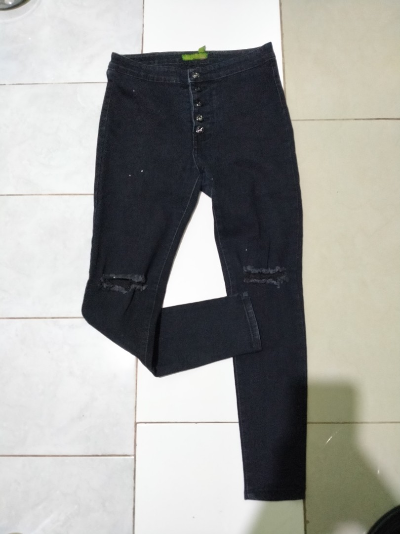 high wasted black ripped jeans