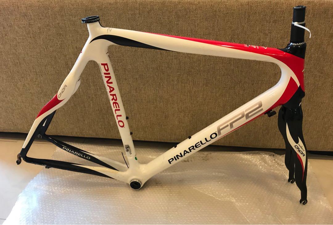 Selling original Pinarello FP2 frame  fork in size 58cm, Sports Equipment,  Bicycles  Parts, Bicycles on Carousell