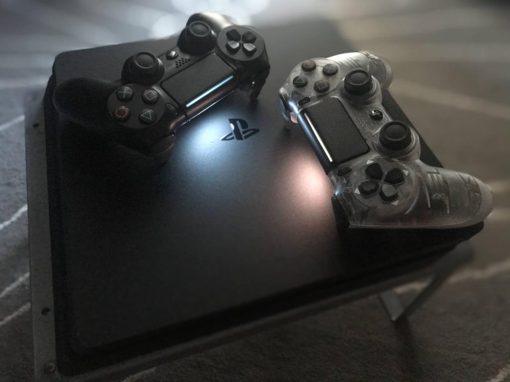 sony playstation 4 pro gaming console