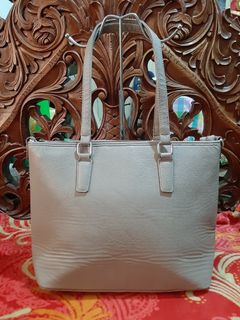 (Category: ) located in . Submitted by mypreloved1021 (Listing ID 1032353132, Image 1). Description: .