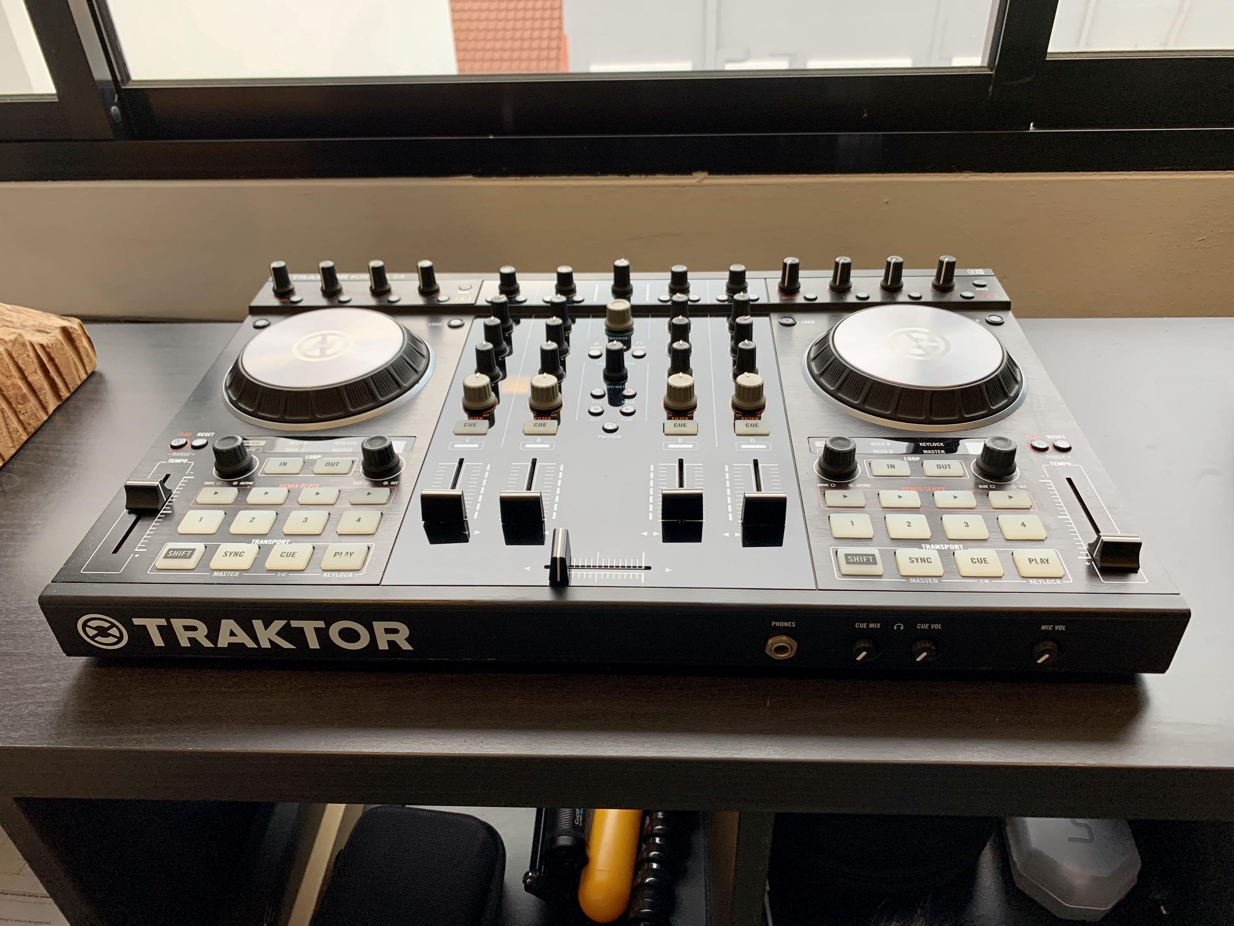 Traktor S4 Mk2 X1 Mk1 Udg Midi Controller Slingbag Music Media Music Instruments On Carousell