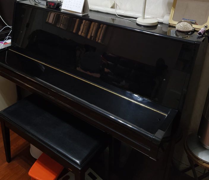 YAMAHA E116 Upright Piano (out of tune), 興趣及遊戲, 音樂、樂器 & 配件, 樂器 Carousell