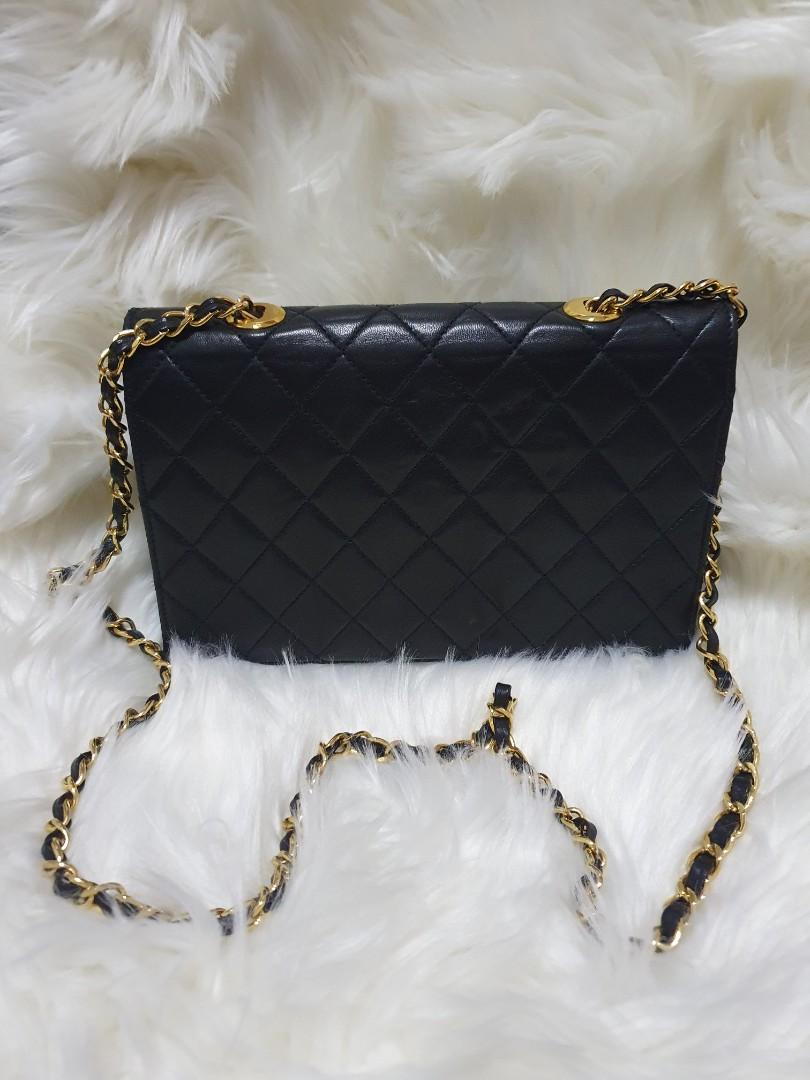 1980s Mila Schon Black Quilted Leather Gold Chain Cross body Purse