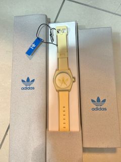 (Category: ) located in . Submitted by preloved_nrn (Listing ID 1034352613, Image 1). Description: .