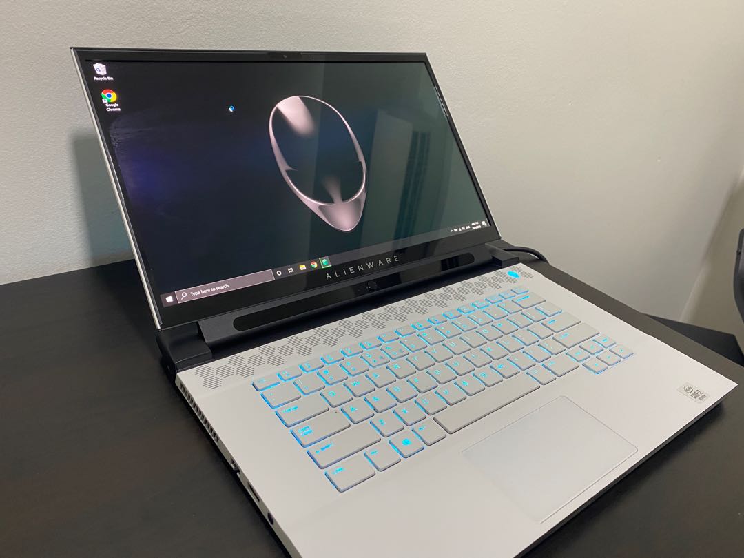Alienware m15 r3 2020 Model gaming laptop, Electronics, Computers ...
