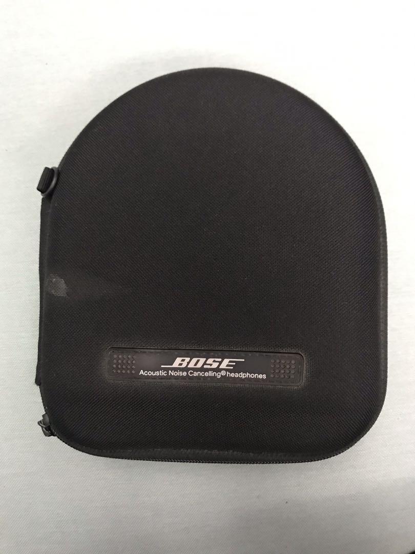 Bose Quiet Comfort 2 (Category: Headphones & Headsets) located in Quezon City. Submitted by maynmiguel (Listing ID 1034389670, Image 2). Description: Bose Quiet Comfort 2 Used Good condition Open to swap (+ cash) for PS4 Pro Rfs: extra pair Payment via online bank deposit Shipping fee shouldered by buyer.
