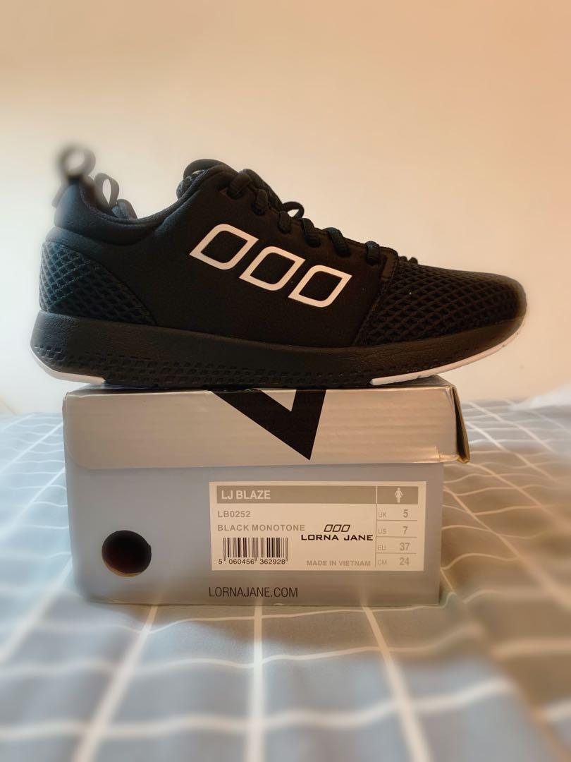 Brand new Loran Jane Blaze run shoes
