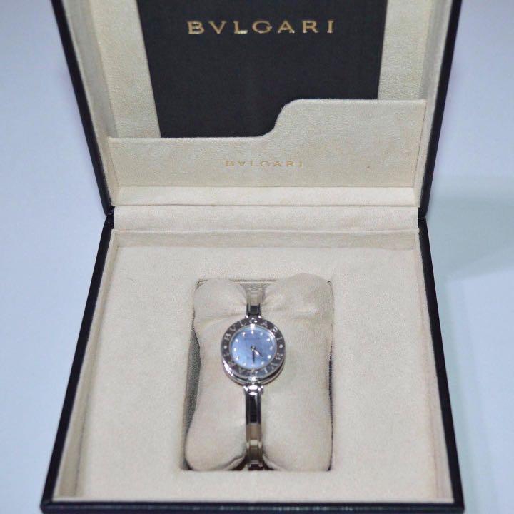 BVLGARI BVZERO LADIES WATCH (Category: Luxury Watches) located in Cagayan de Oro. Submitted by moiobsession (Listing ID 1034293433, Image 3). Description: Authentic BVLGARI BVZERO ladies watch With box and booklets Diamond hour Mother or peal blue dial Bangle watch SHOP YOUR FAVORITE LUxury watch BEFORE THEY'RE GONE‼️ 💎Moi Obsession Authentic Pre-owned luxury bags, shoes, accessories and watches ⏰ Since 2007 📄 DTI AND BIR REG. FB: search Arra G