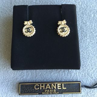 (Category: ) located in . Submitted by bel.label (Listing ID 1034251464, Image 1). Description: .