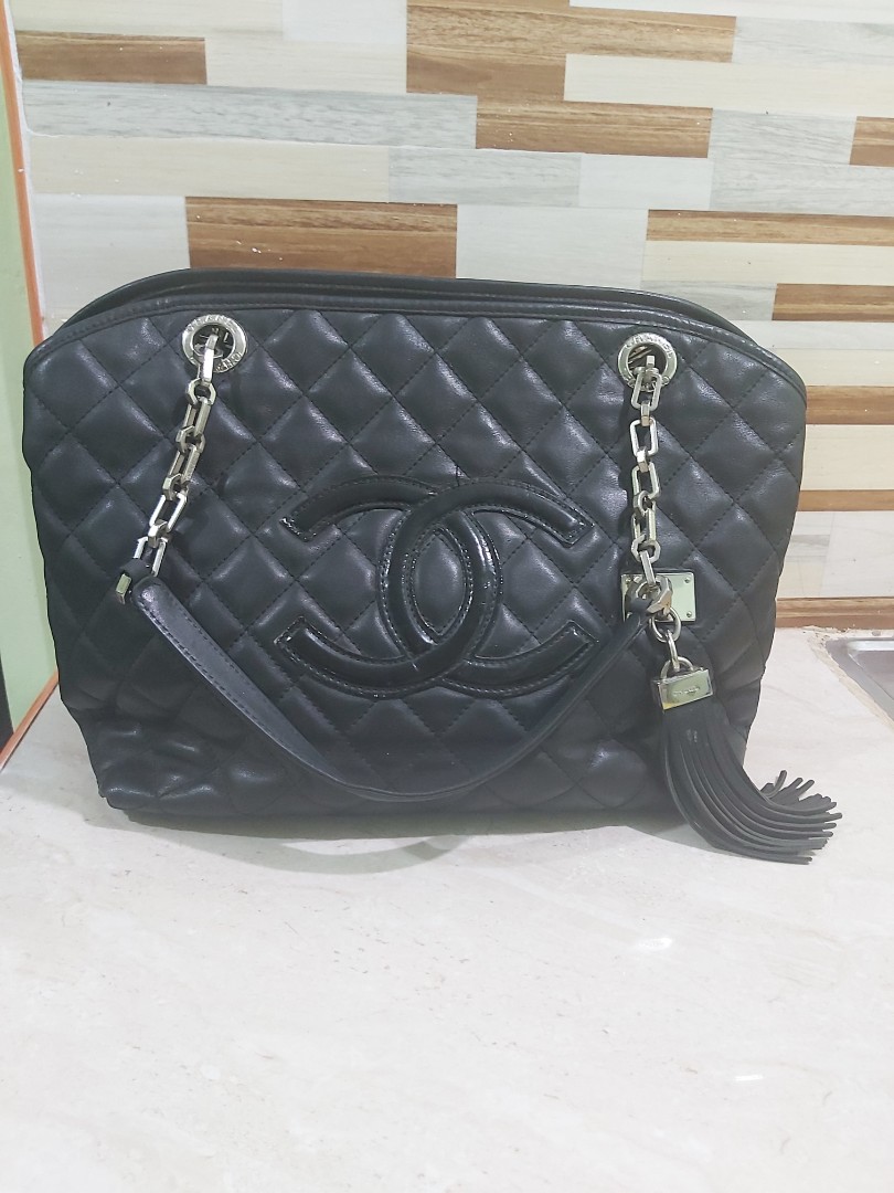 chanel shoulder bag