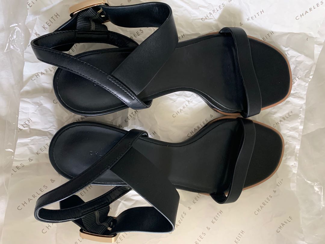 Charles and Keith sandal, Women's Fashion, Footwear, Flats on Carousell
