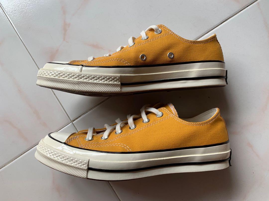 womens yellow converse sneakers