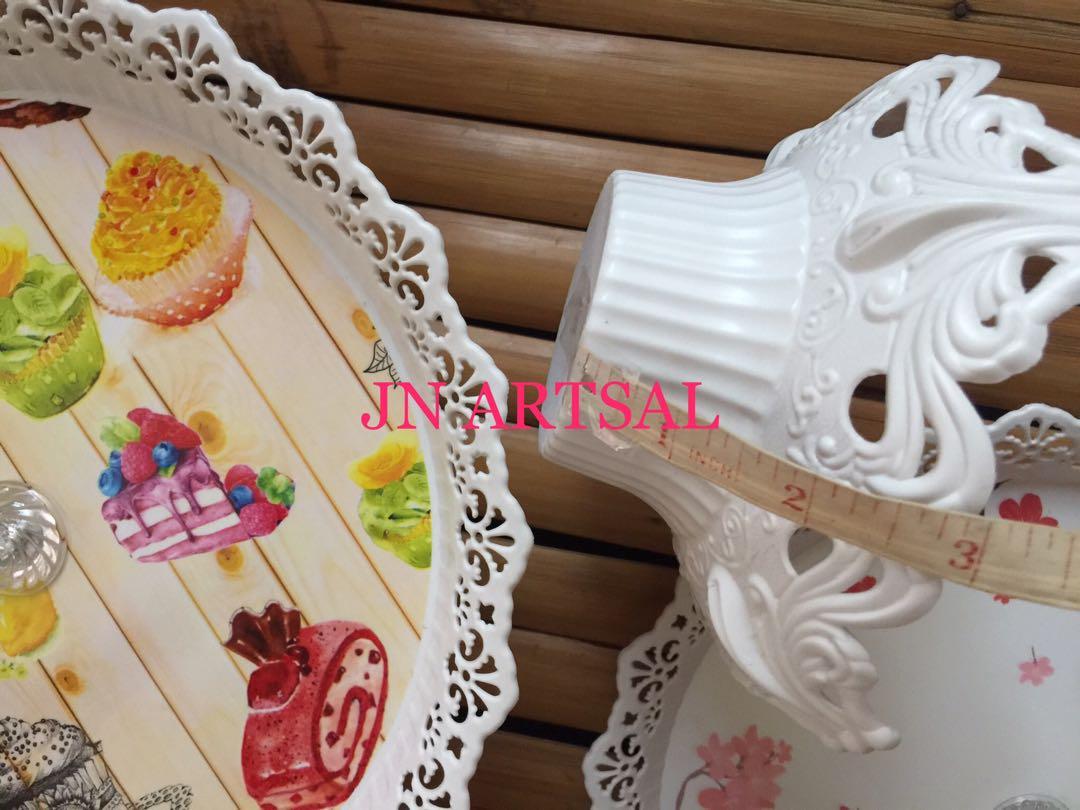 Cupcake/ slice cakes (Category: Bakeware) located in Pasay City. Submitted by jejuvan (Listing ID 1034388126, Image 3). Description: This is design for cupcake stand but can works the cake with underliner. Please see pics for measurement single 270php 2layer 400php #cupcakestand #cakestand #baking #oven #partyneeds.