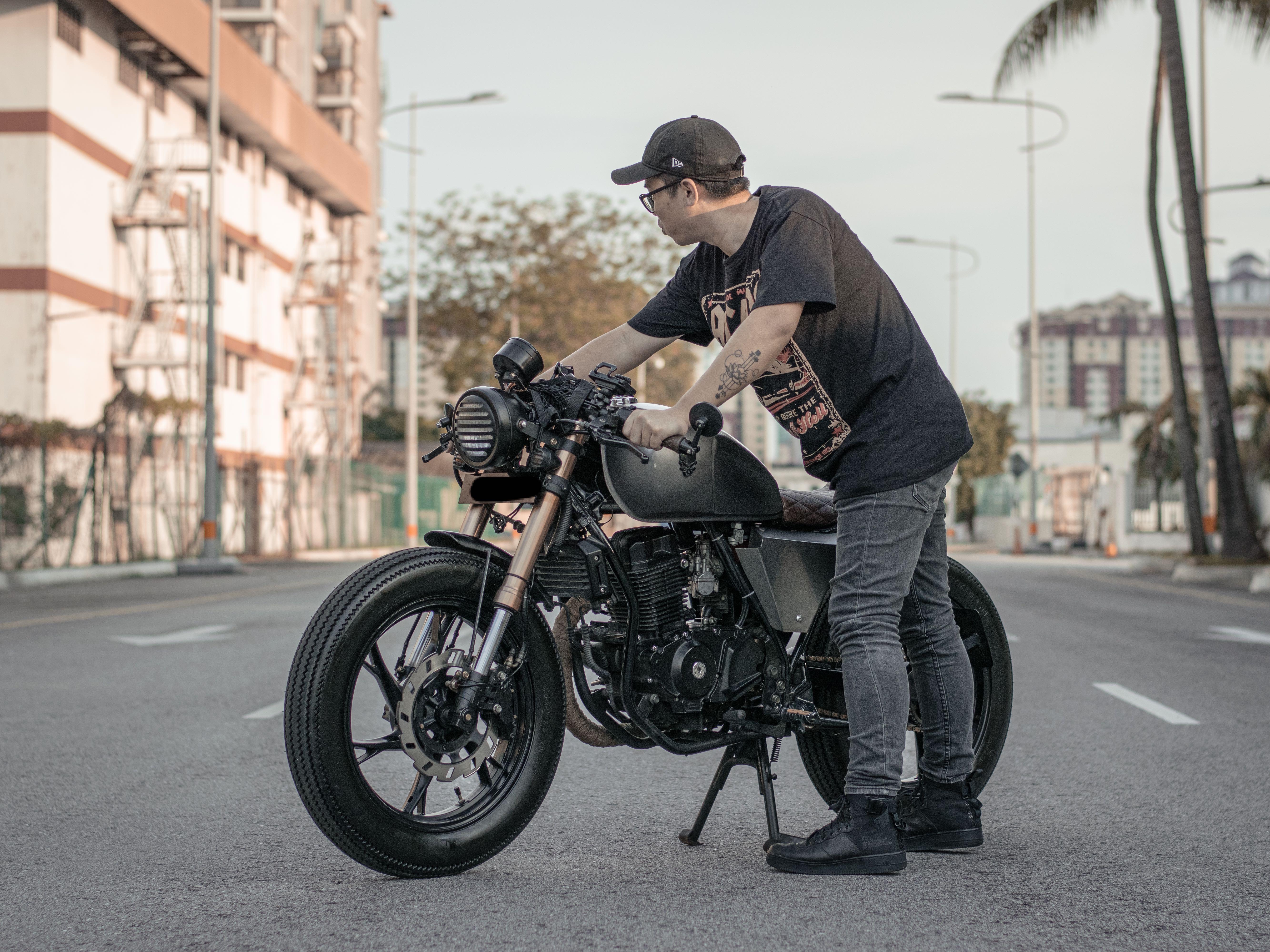 Custom Cafe Racer Keeway RKV 200 Motorbikes on Carousell