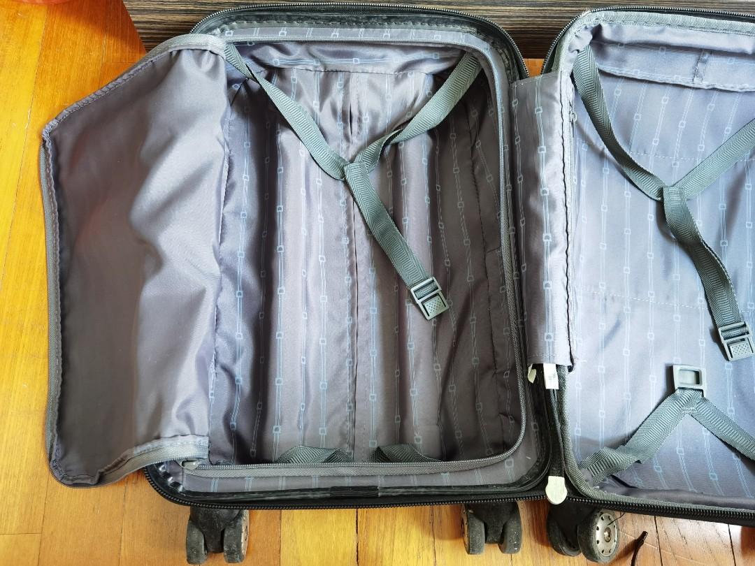 DELSEY Paris Helium Aero Hardside Expandable Luggage with Spinner