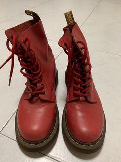 second hand doc martens size 8
