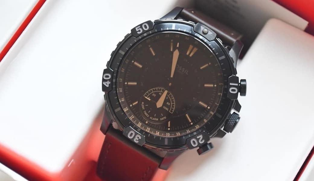 Fossil hybrid smartwatch (Category: Men's Watches) located in Toledo. Submitted by sissyoriginalstuff (Listing ID 1034378789, Image 1). Description: 🔸U.S ON HAND 🔸Fossil Hybrid Smartwatch Leather 🔸₱5,395 free local shipping 🔸ETA.NOVEMBER 🔸50%DP REQUIRED 🔸NO CANCELLATION 🔸Open for Lay away Limited only #bx.